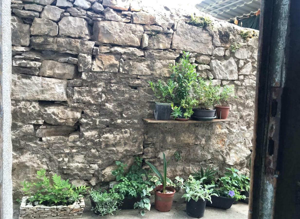 Alloro Boutique Apartment プーラ エクステリア 写真